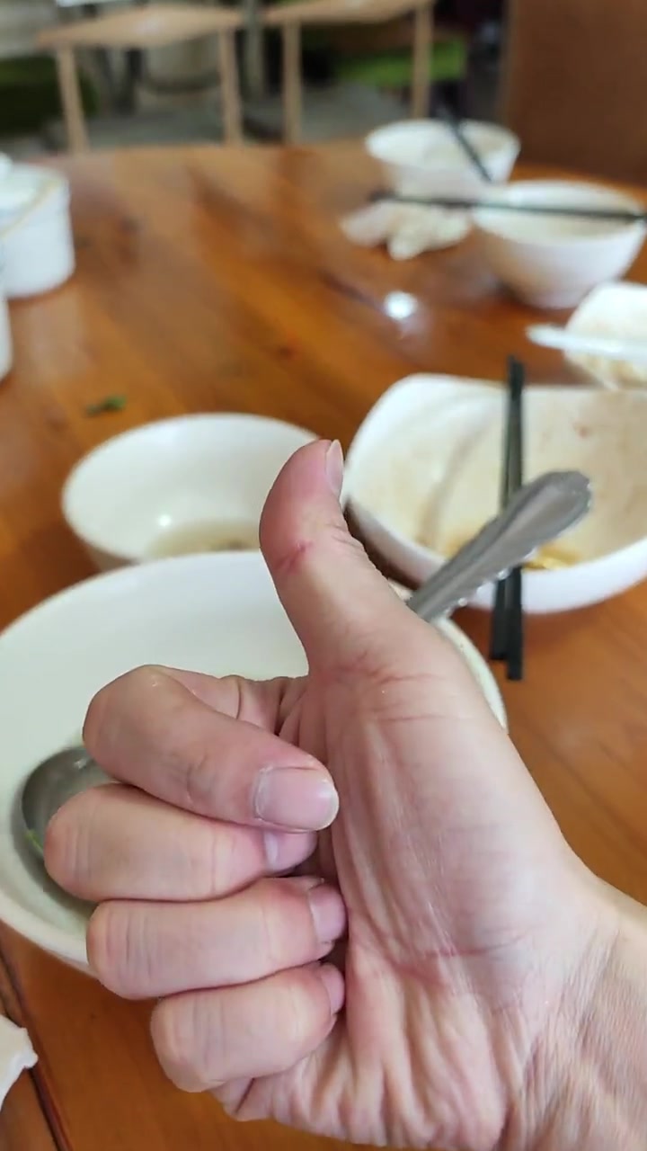 揭阳特色湿炒粿条有多好吃?粿条有干炒和湿炒的,你喜欢哪种口味呢?牛肉粿条 潮汕美食 地方特
