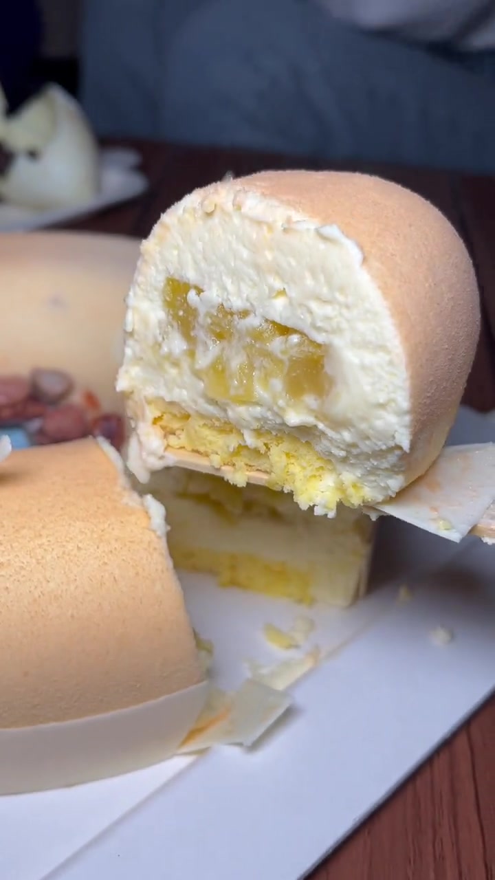 蛋糕送到家,彩蛋蛋糕大家赶紧冲 深圳蛋糕全城配送 壹点壹客12周年直播送好礼 深圳宝藏蛋糕