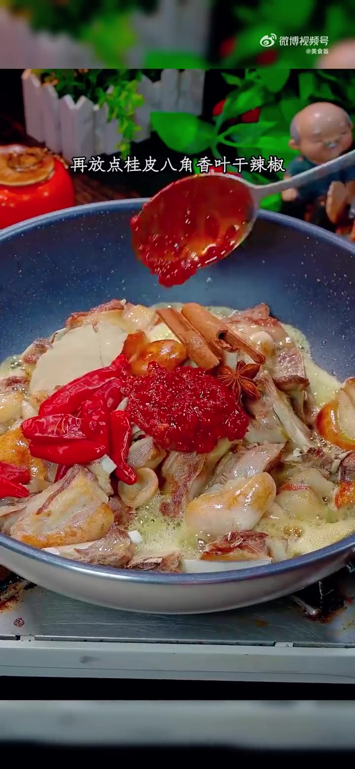 美味辽宁嘎嘎香 新时代六地辽宁杠杠滴 过年的餐桌上做一道这样的红烧羊肉,香辣入味又下饭,没