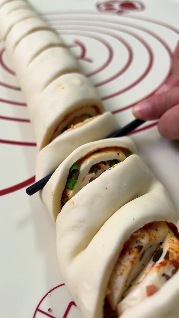 在家做盘龙花卷,完整教程,零基础超简单,好看好吃,学的会哦 盘龙花卷 花卷的做法 面食教程