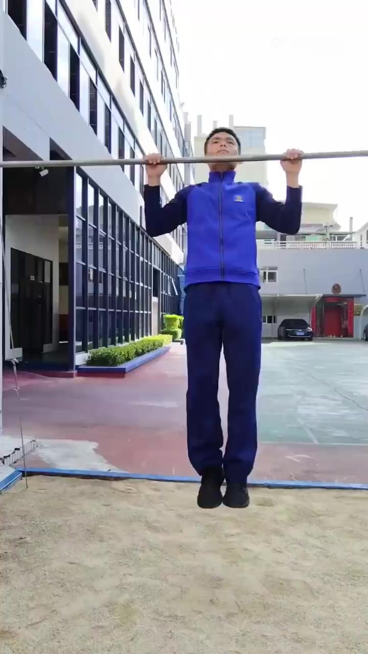 「减脂餐还是春断食都要记得健康」蓝朋友想减肥怎么办?吃的干净真的会瘦 听听班长安利的减肥餐