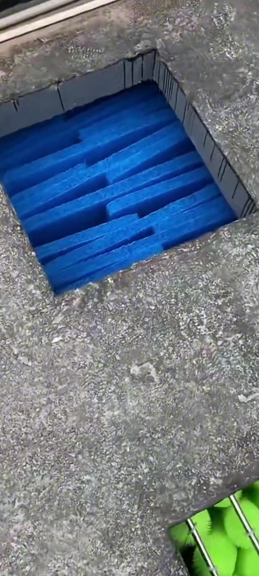 鱼池过滤仓分别为沉淀仓、清水仓、毛刷仓、藤棉仓、生化仓。