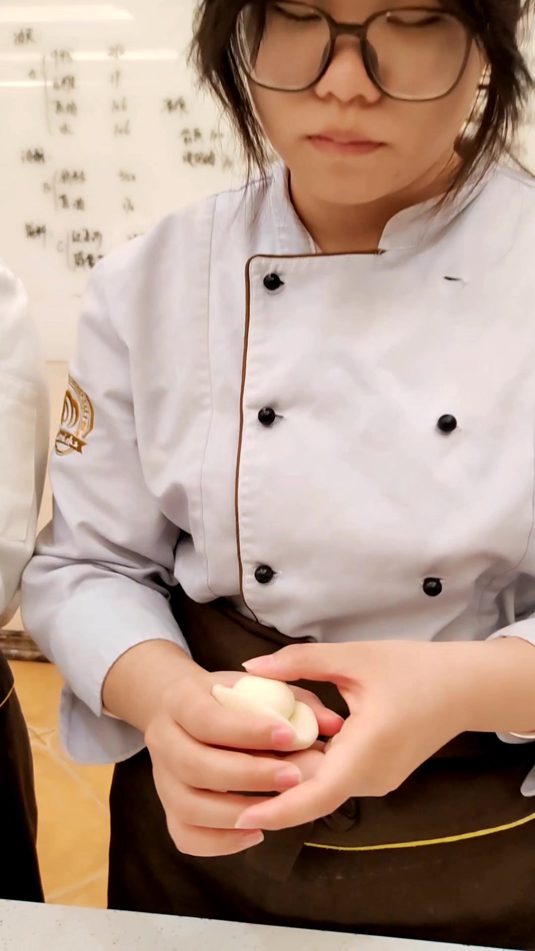 蛋黄酥的做法跟着老师做起来