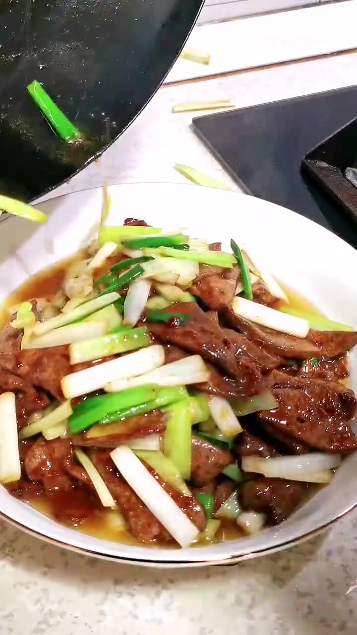 酱爆猪肝这样做非常下饭,快试试吧!厨艺教程