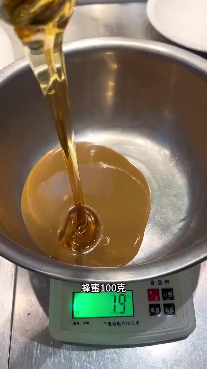 美味辽宁嘎嘎香 振兴新突破辽宁杠杠滴 虾仁白菜豆腐汤,太好喝了