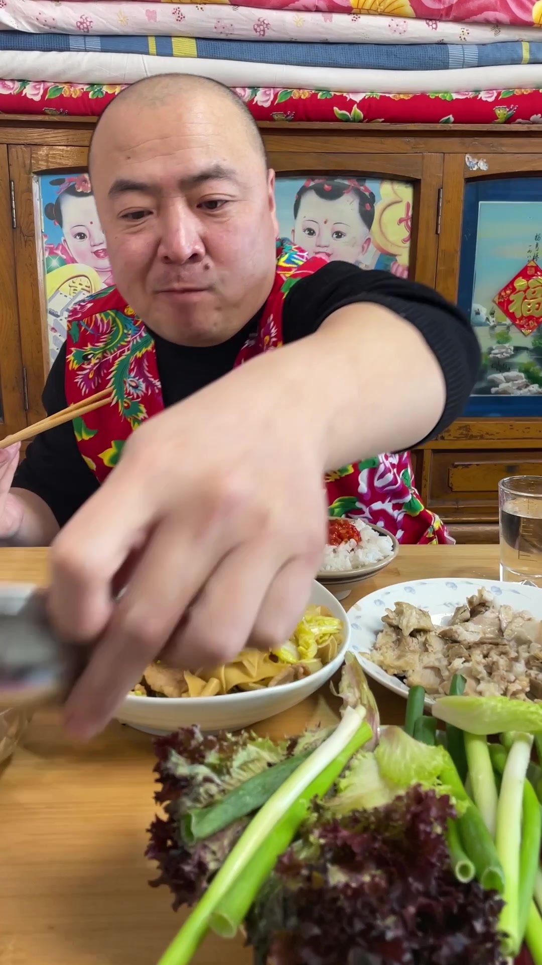 东北家常菜木耳白菜炒干豆腐