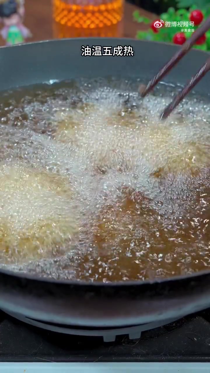 畅飨好味 记得小时候最爱吃妈妈做的五香熏鲅鱼,不腥不腻,太好吃了~熏鲅鱼家常做法,做起来吧