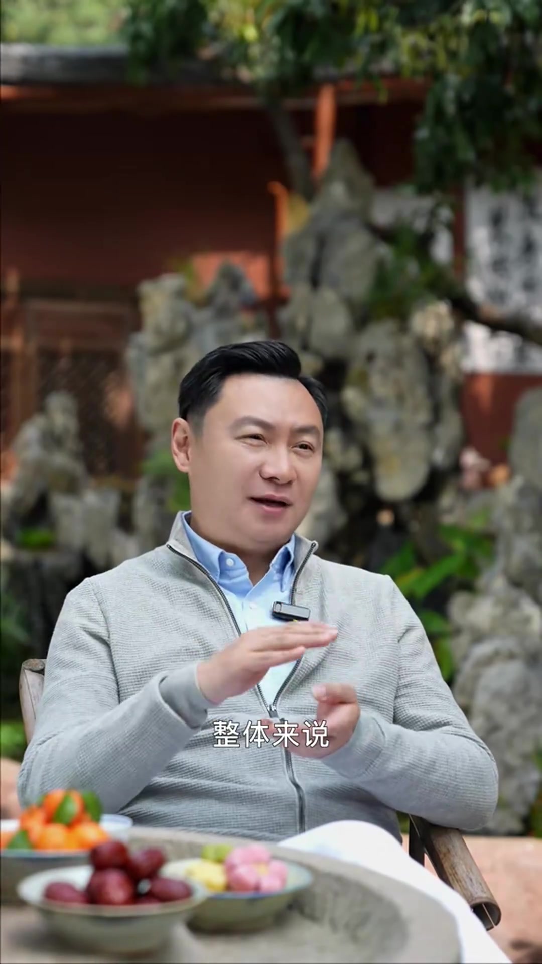 盆菜是广东客家宴席上最传统的丰富菜肴之一