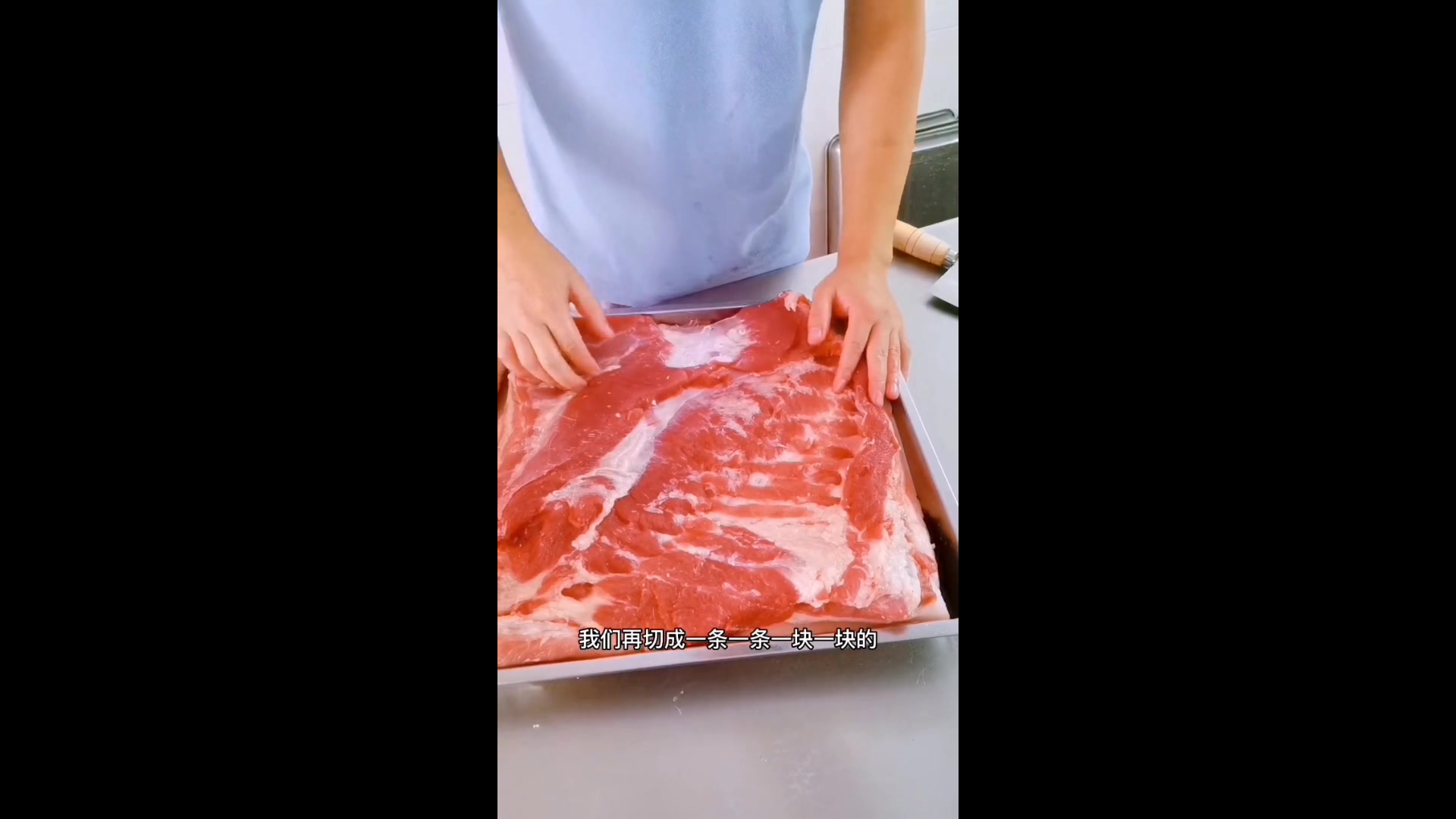 咸蛋黄酿五花肉:秋江佳肴的特色魅力
