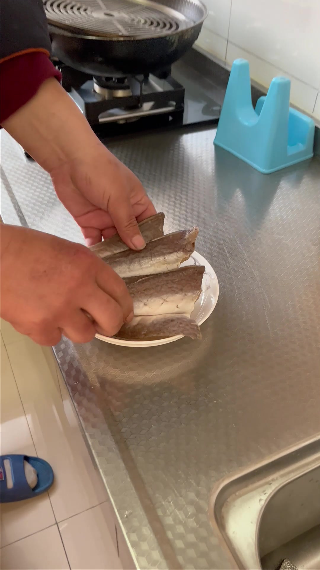 老海今天简简单单做个清蒸红娘子,原汁原味,肉质细腻