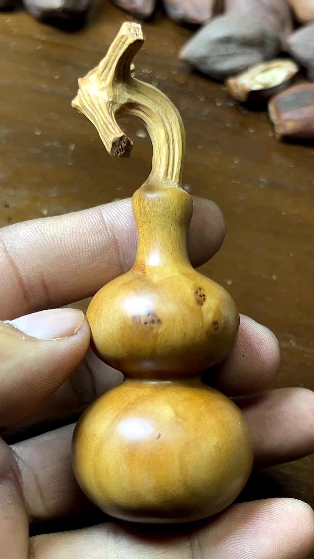 老枣木雕刻手把件葫芦