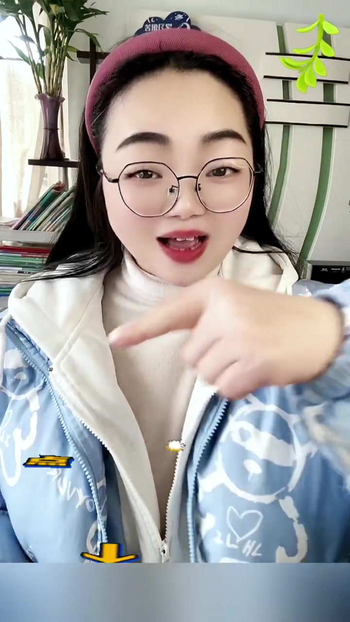 香椿酱 您吃过香椿炒鸡蛋,但您吃过香椿酱吗?夹馒头拌 米饭拌面超级好吃 妈呀太香了 下饭神