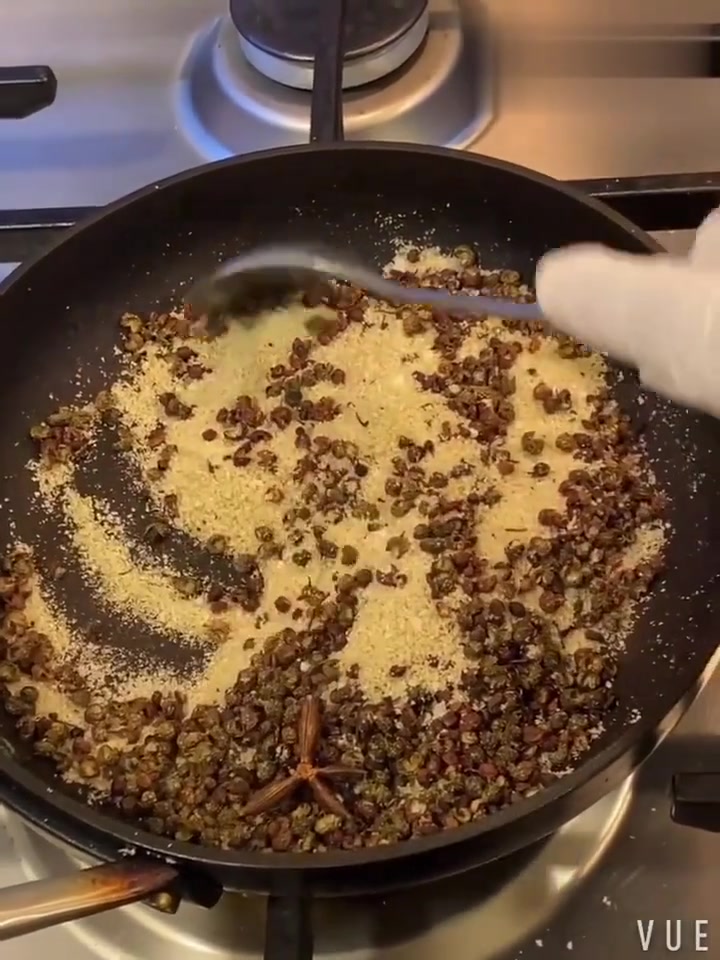 年味|正宗上海咸肉的腌制过程～