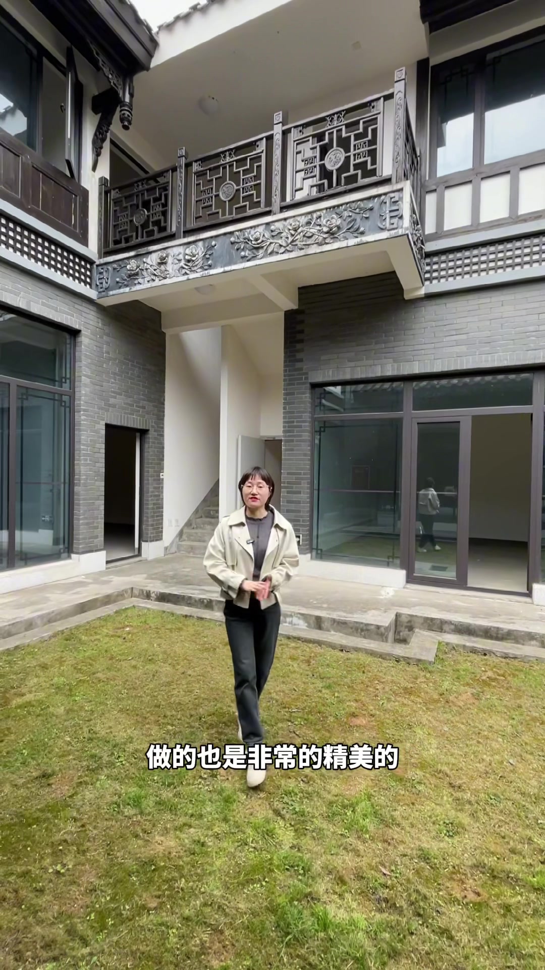 成都龙泉山下川派合院