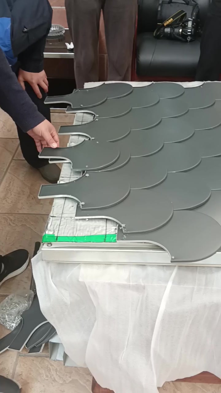 铝镁锰鱼鳞板的安装是怎样的