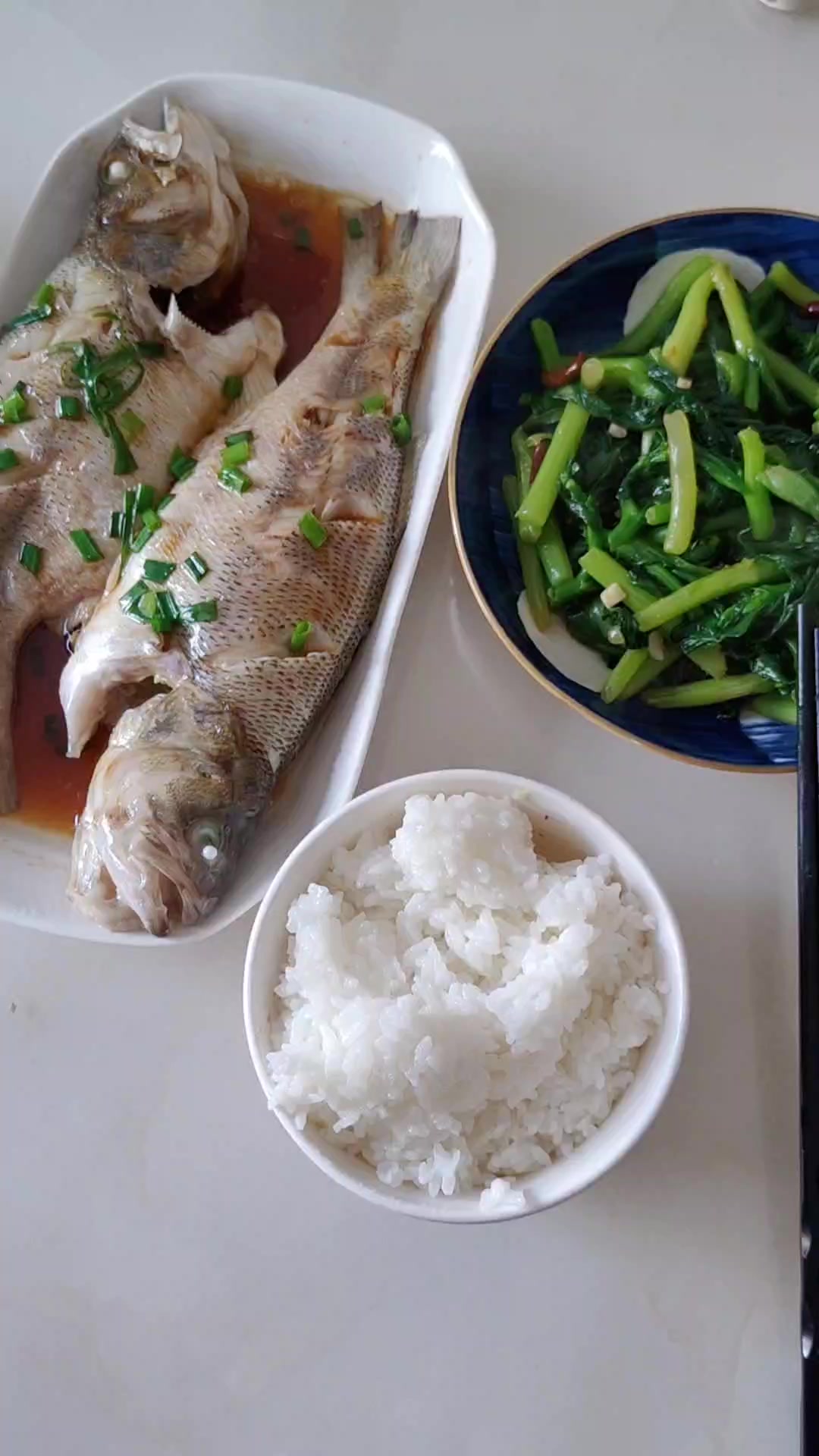 10元搞定一餐饭‖第42餐‖鲈鱼都多少钱一斤