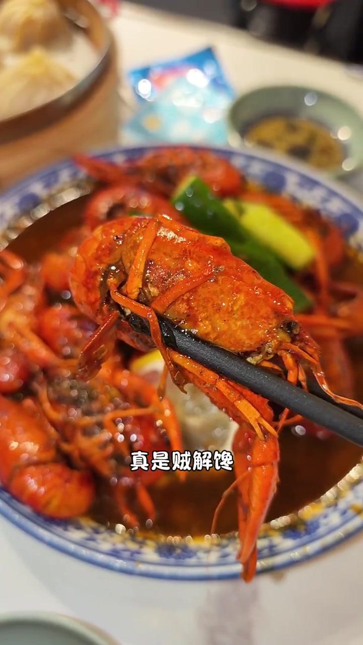 99在人民广场南京路吃上海地道小吃美食,赶紧来!蟹粉拌面 葱油拌面 小龙虾 蟹粉小笼包 南