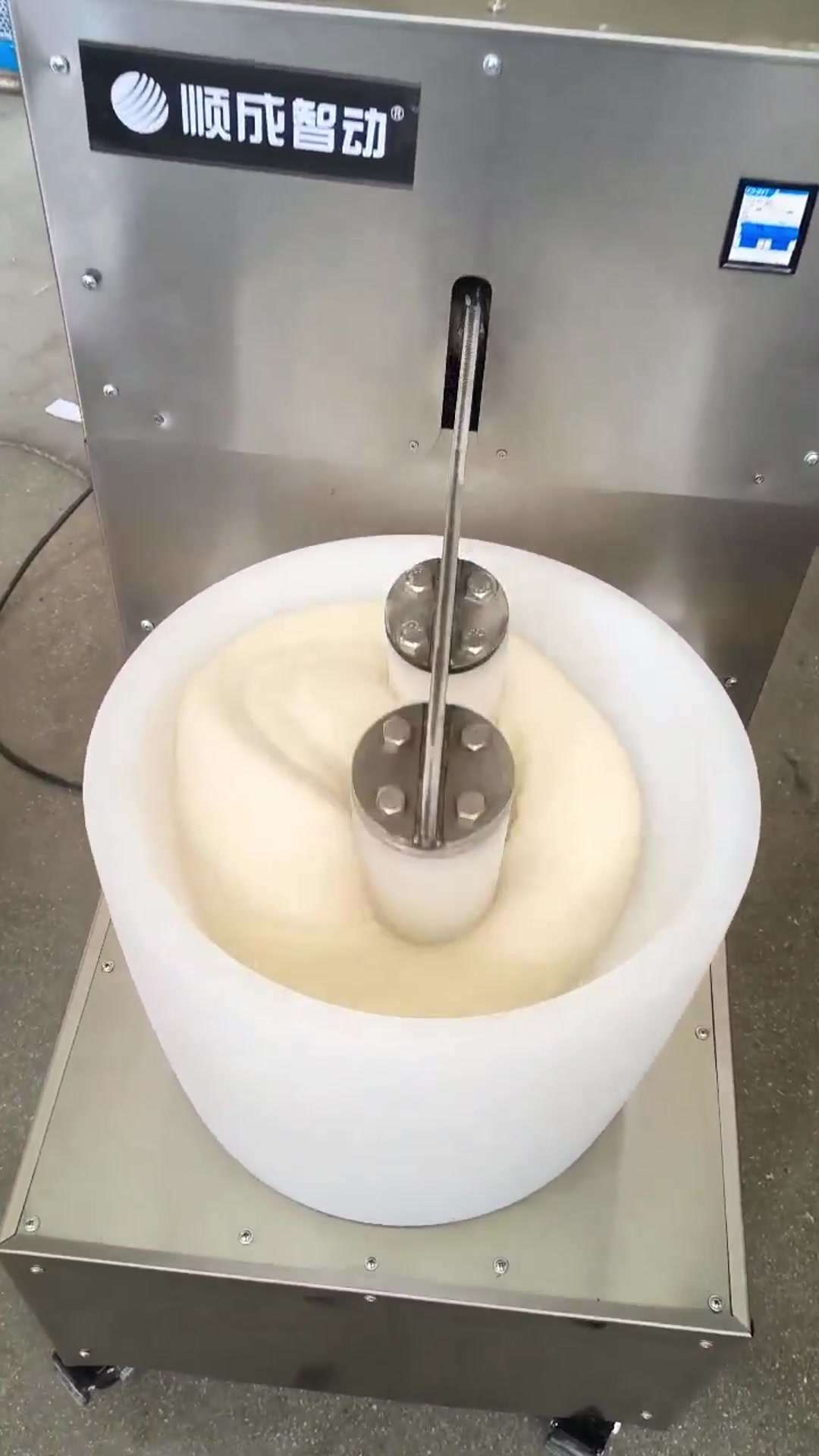 仿手工糍粑机8分钟即可打一桶哦