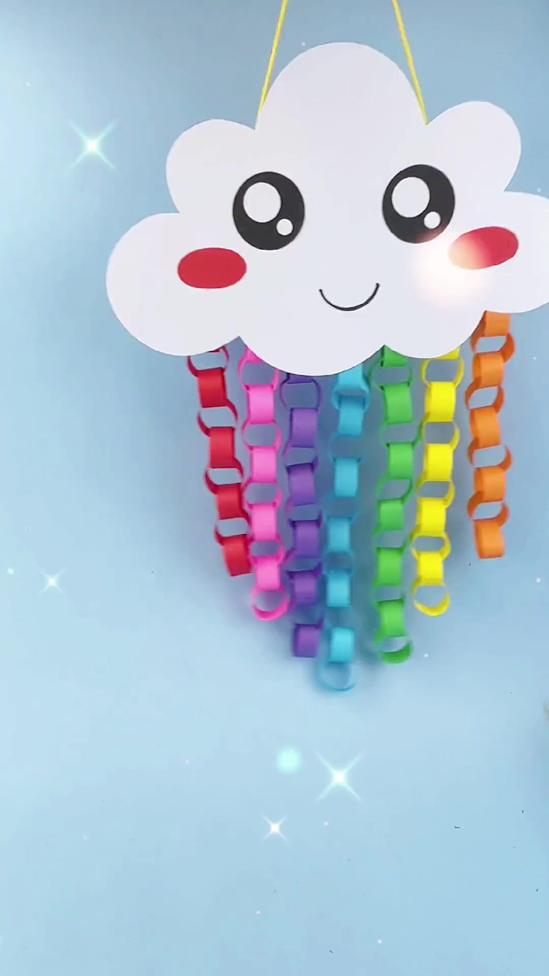 用彩纸和卡纸做漂亮的云朵挂件幼儿园手工亲子手工手工创意手工青少年萌知计划出知识点