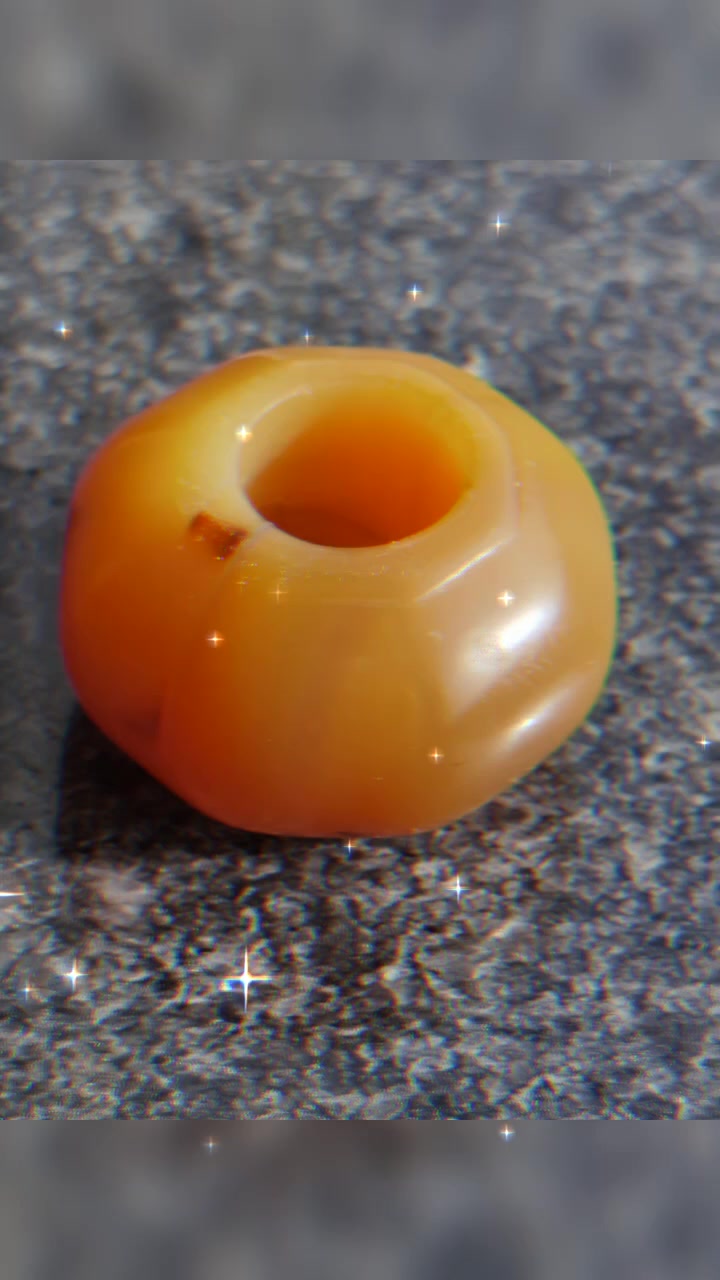润如凝脂:鸡油黄玛瑙  中古玉