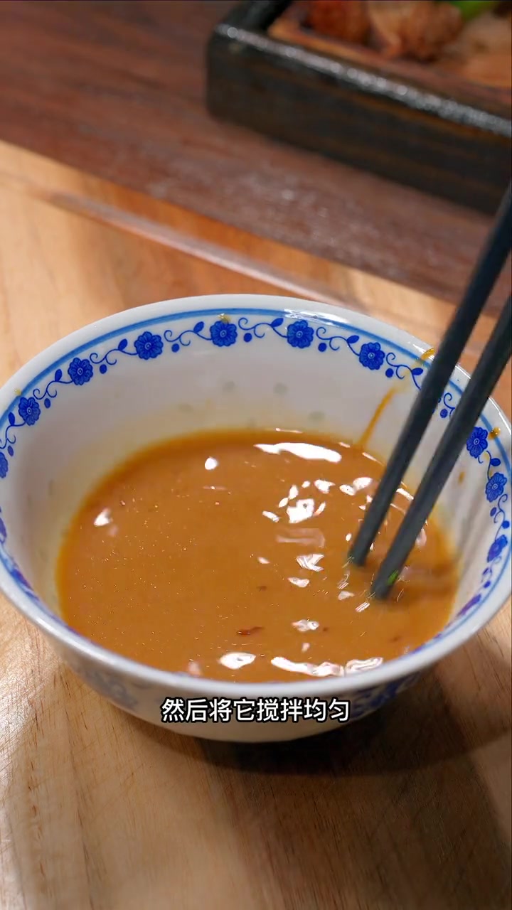 茄子烧豆角 很多人茄子烧豆角这道菜做不好,今天这个做法简单好吃,你值得一试 茄子烧豆角