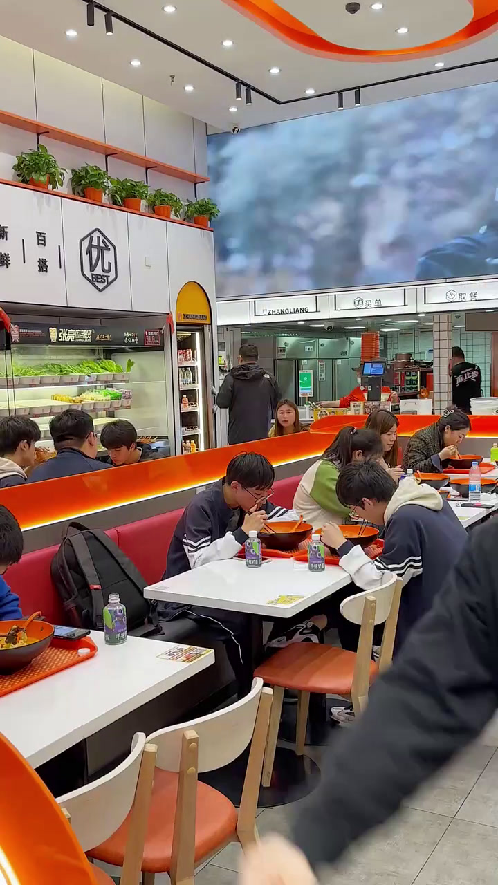 麻辣烫店的展示柜用好,能让你的收入大增