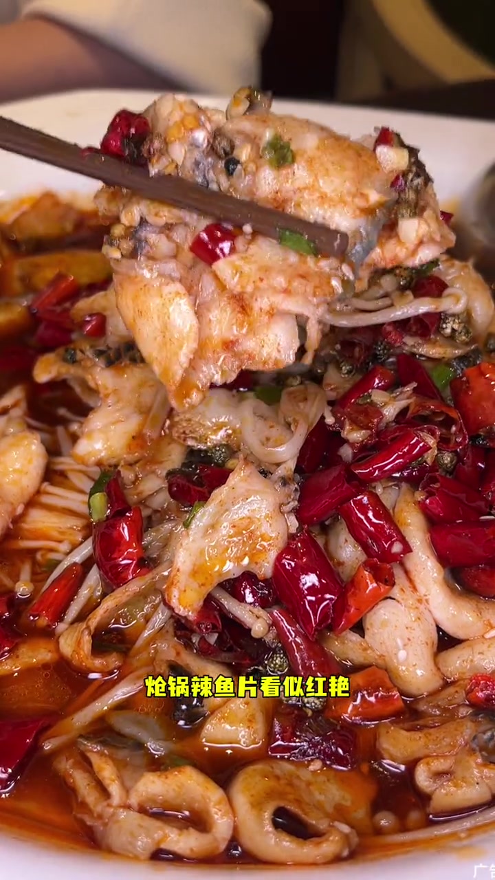 鲁西南老牌坊20周年的套餐只要100出头,还是3-4人餐,这可是以前没有的价格,五一出游鲁