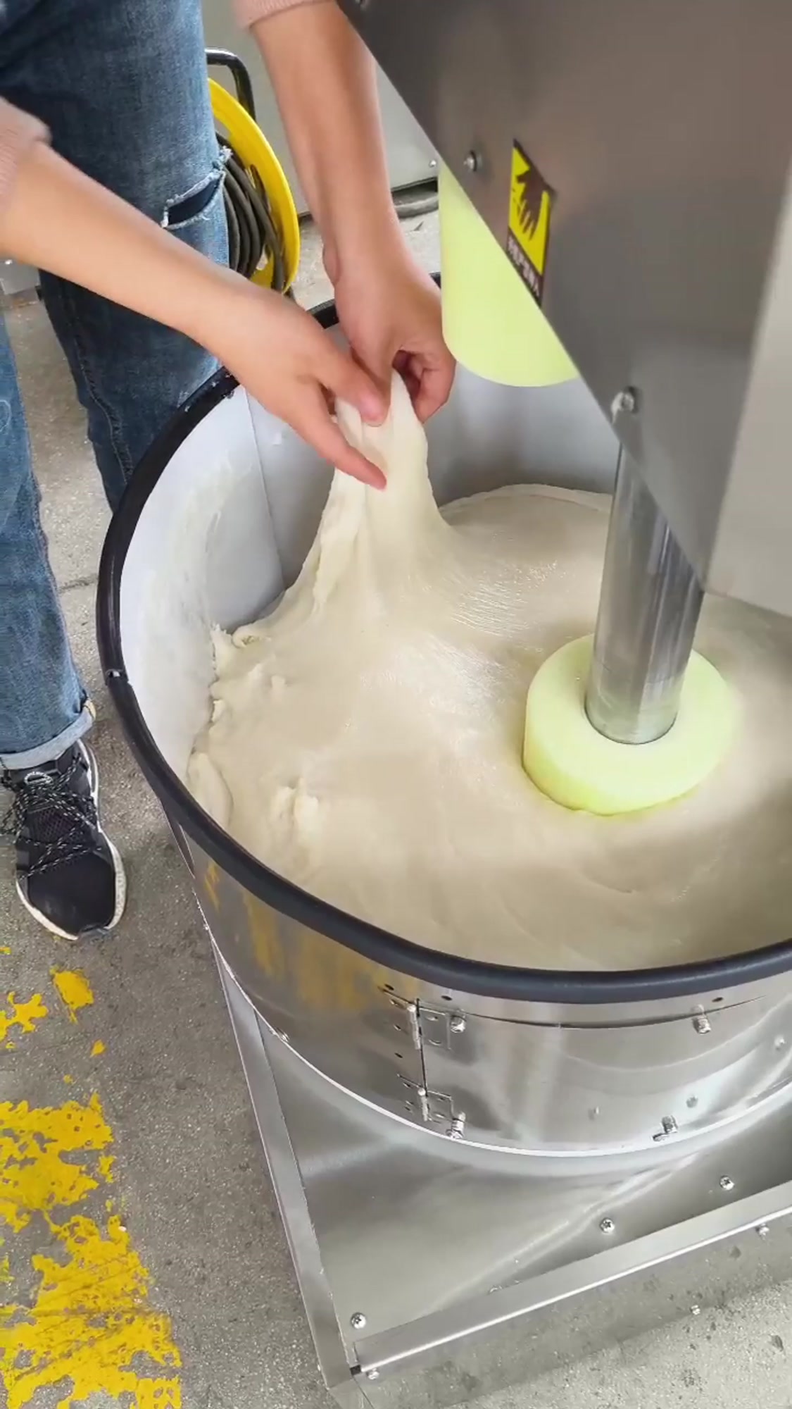 10分钟就可以打40斤的糍粑机!