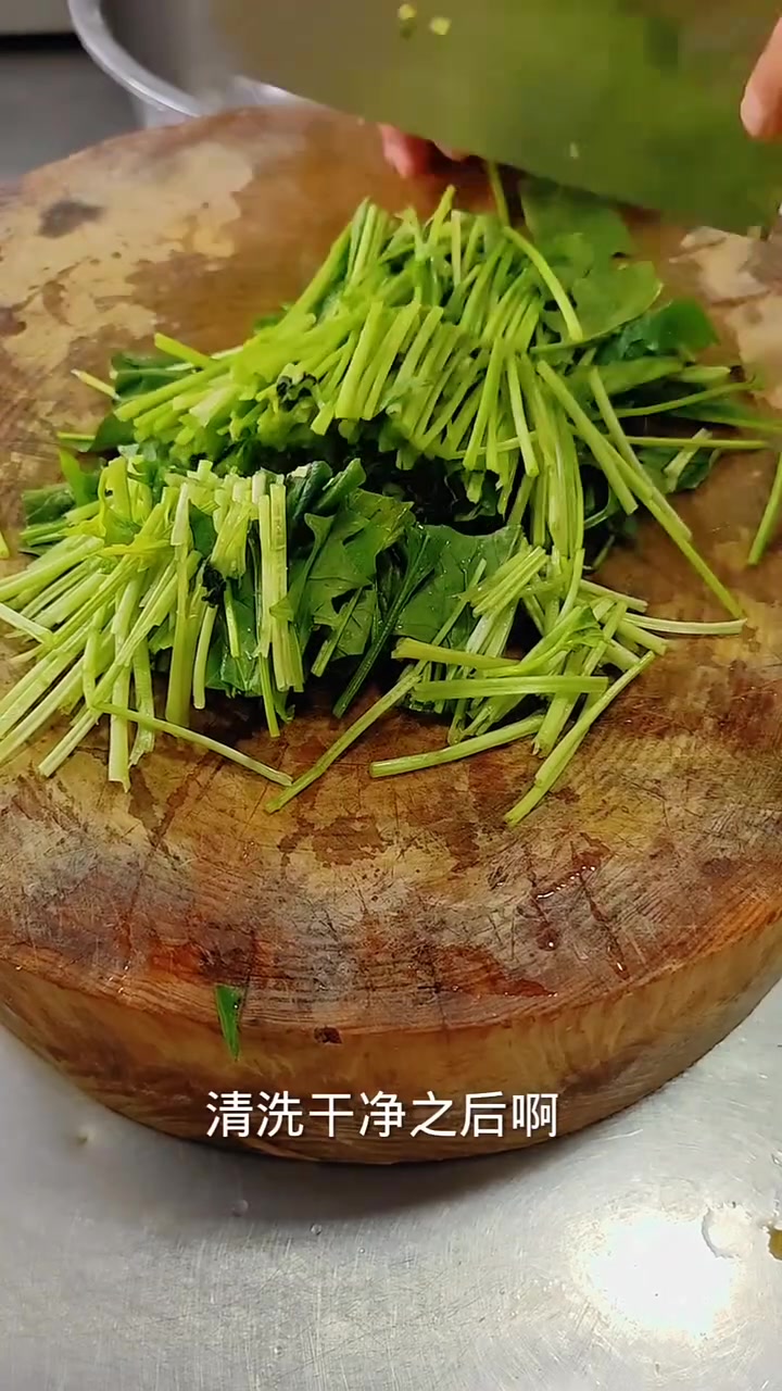 无敌大拌菜教程 主料 菠菜 黄瓜丝 木耳 蛋皮 紫圆葱 水晶粉 好吃家常菜 完美出品