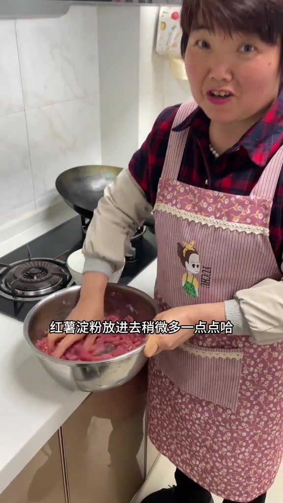 第14集|青椒炒牛肉创新吃法 这样炒的牛肉嫩滑爽口,结合青椒的鲜味,真的太下饭了 美食教程