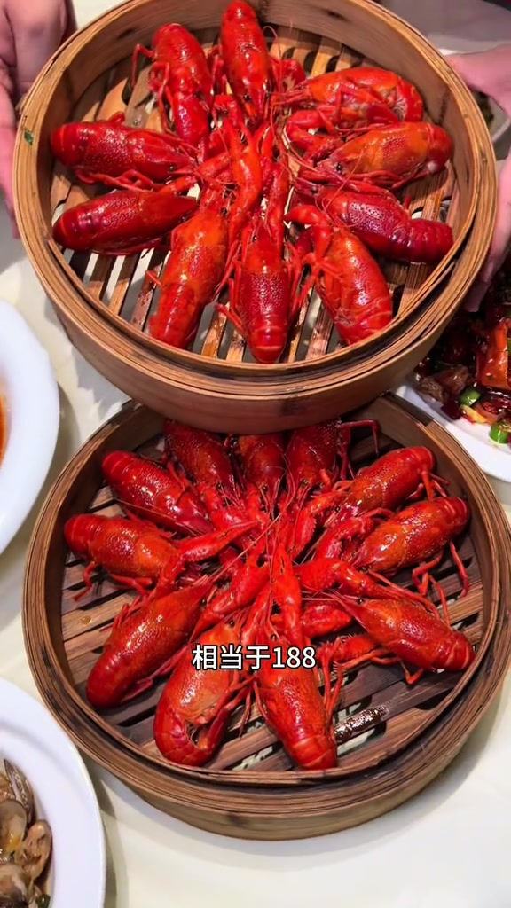 虾皇江腾广场店新店开业!58就是100代金券,现在188就是2份虾!冲鸭!虾皇 油焖大虾 