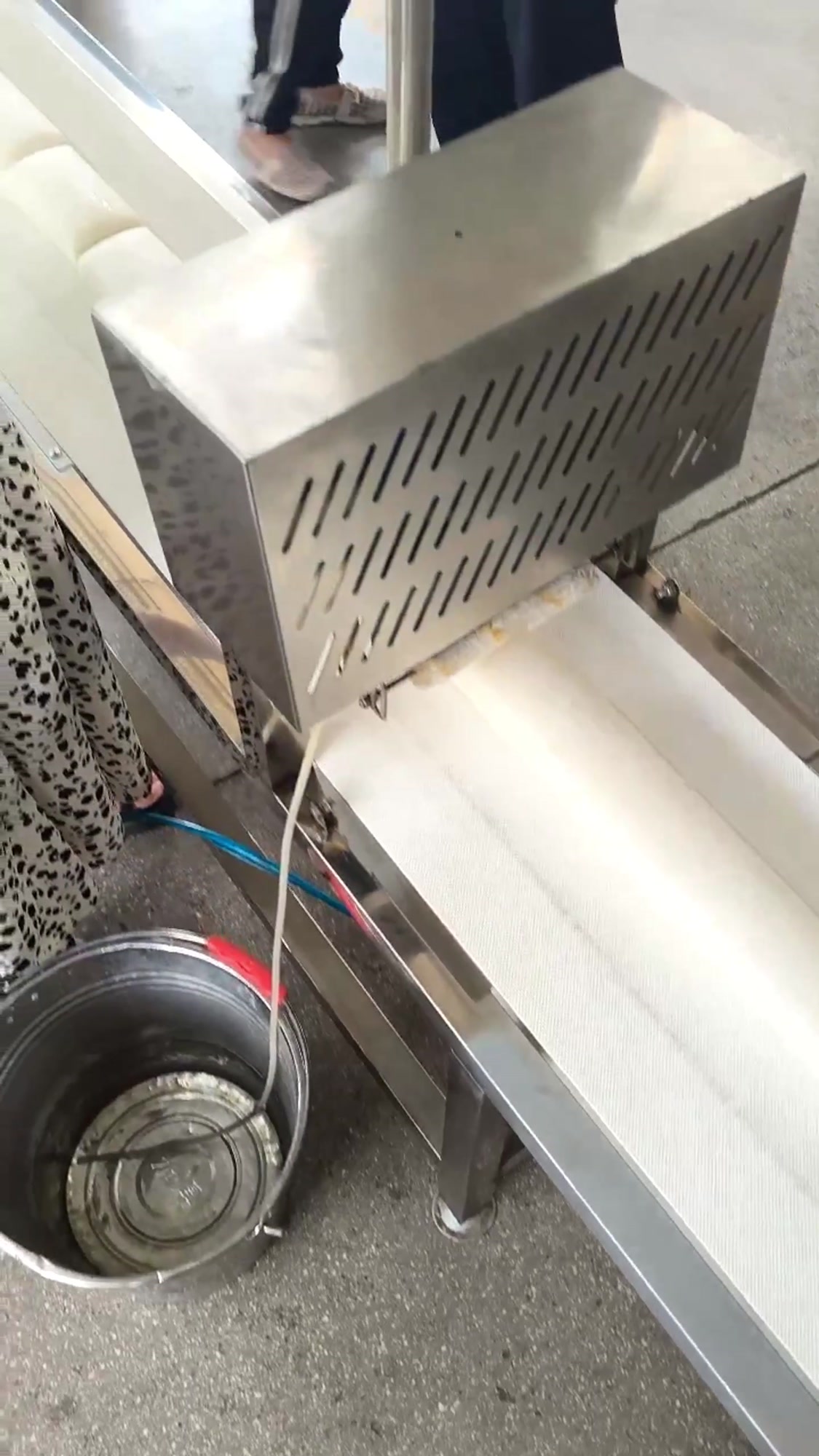 三绞龙年糕机,做年糕饵块糍粑大产量老板的不二选择!