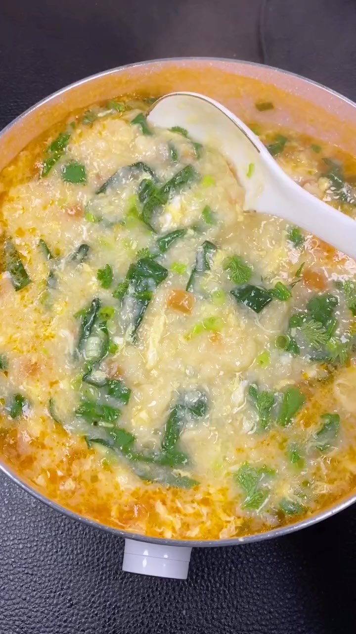 今天教你做家庭版疙瘩汤,经常喝碗疙瘩汤,浑身舒坦又鲜香