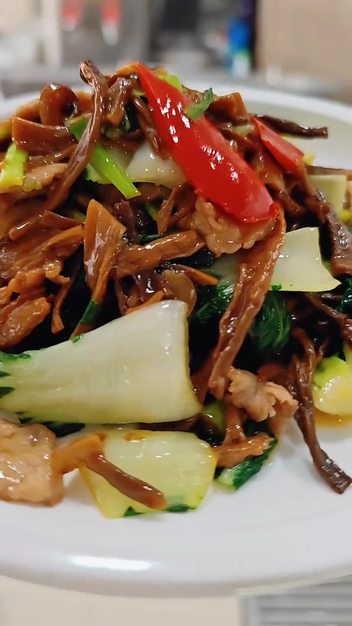 榛蘑炒奶白菜教程