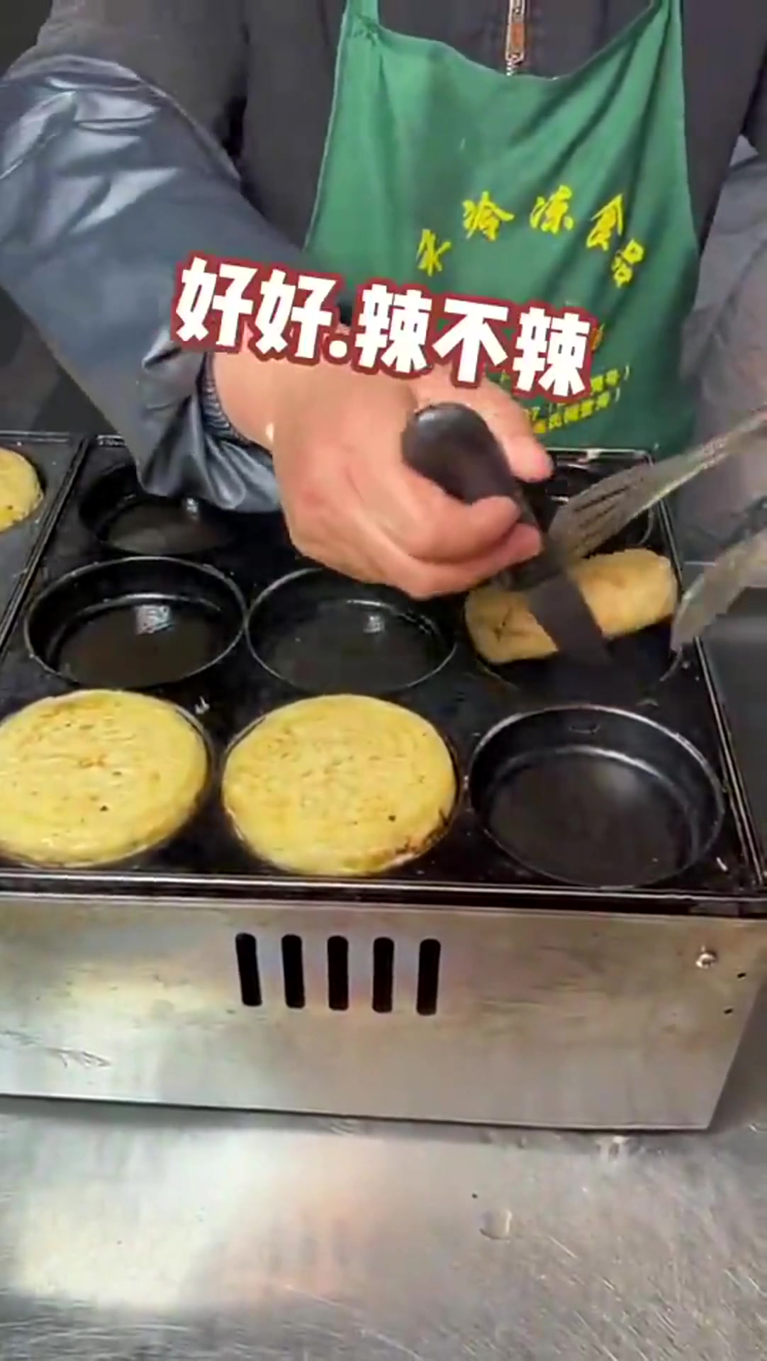 温州街头偶遇鸡蛋汉堡!老板很健谈!