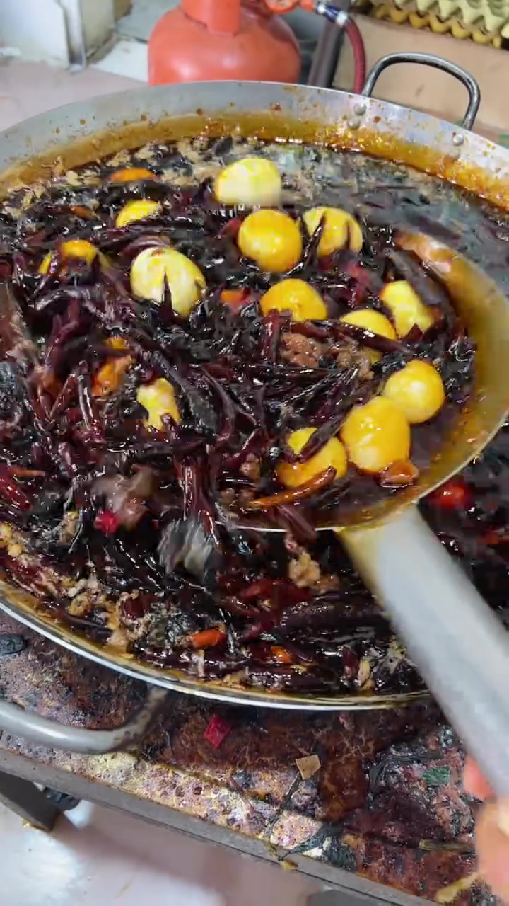 板面卤汤勾兑配方,板面汤料做法教程,牛肉板面辣椒汤制作方法分享