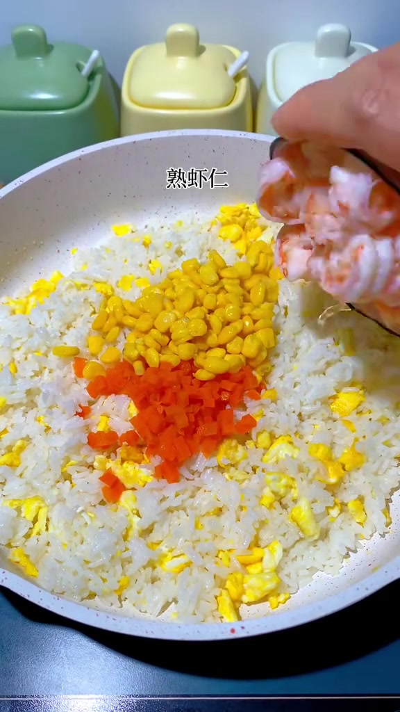 今天花10分钟给孩子做了个咖喱炒饭,简单又好吃,孩子可太喜欢了 宝宝辅食 宝宝爱吃 做法简