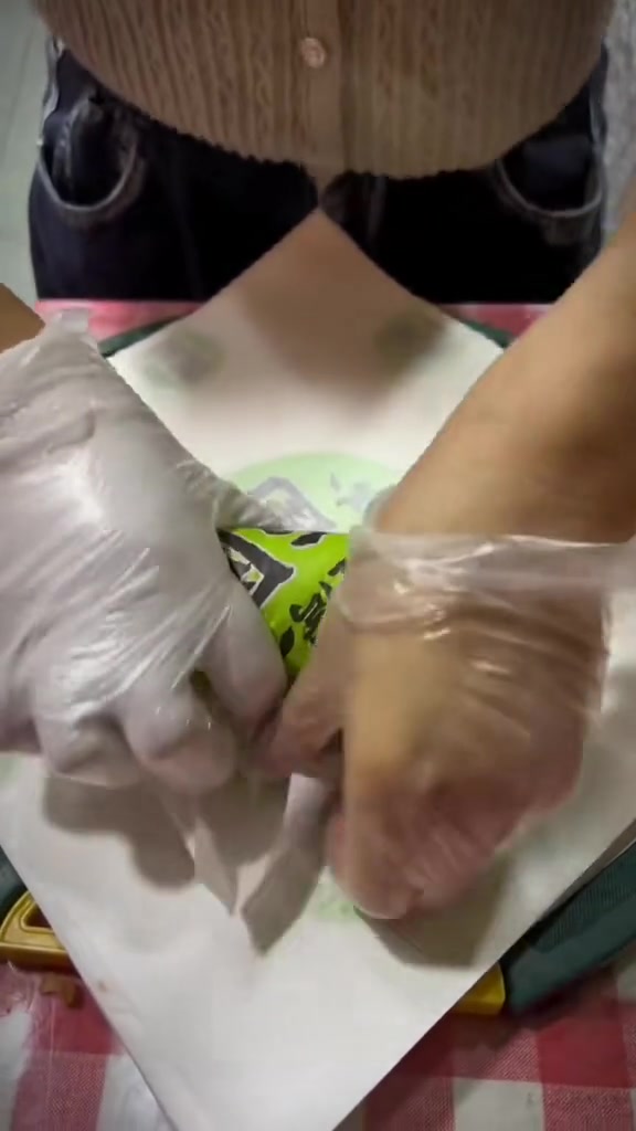 一次性饭团包装纸家用加厚纯手工摆摊打外卖多样隔油包饭商用款式 饭团 饭团包装纸 紫米饭团 