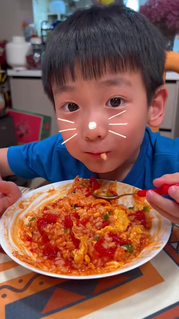 西红柿鸡蛋不愧是拌饭天花板!酸甜可口味道超浓郁,永远吃不腻的美味!西红柿炒鸡蛋 美食