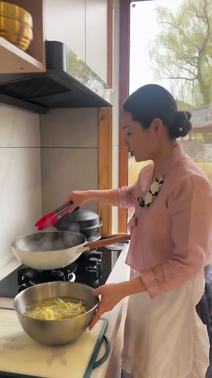 朝鲜族家庭版石锅拌饭来啦!巨巨巨好吃