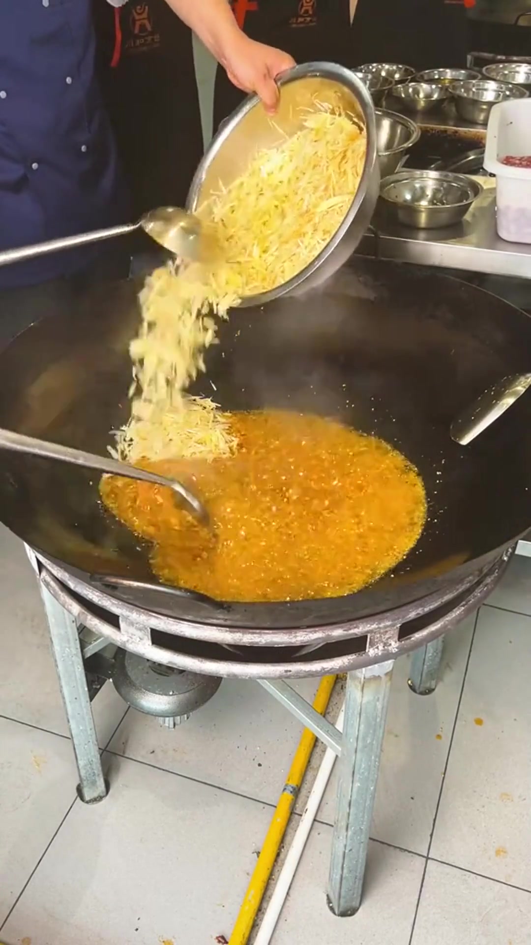 大锅鲜椒牛肉臊子,作为面馆的特色面,鲜椒牛肉臊子能吸引更多顾客