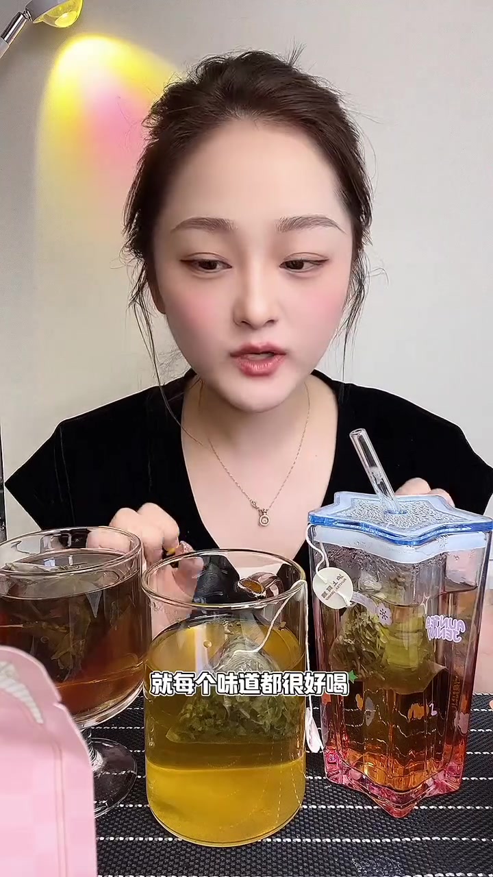 0糖配料表很干净,喝起来非常香,买回去也可以做蛋奶茶,喜欢喝冷萃茶的一定要试试