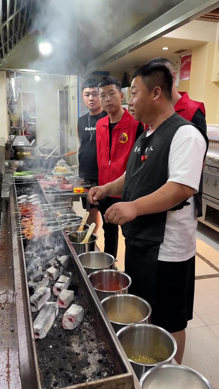 你会烤串嘛?