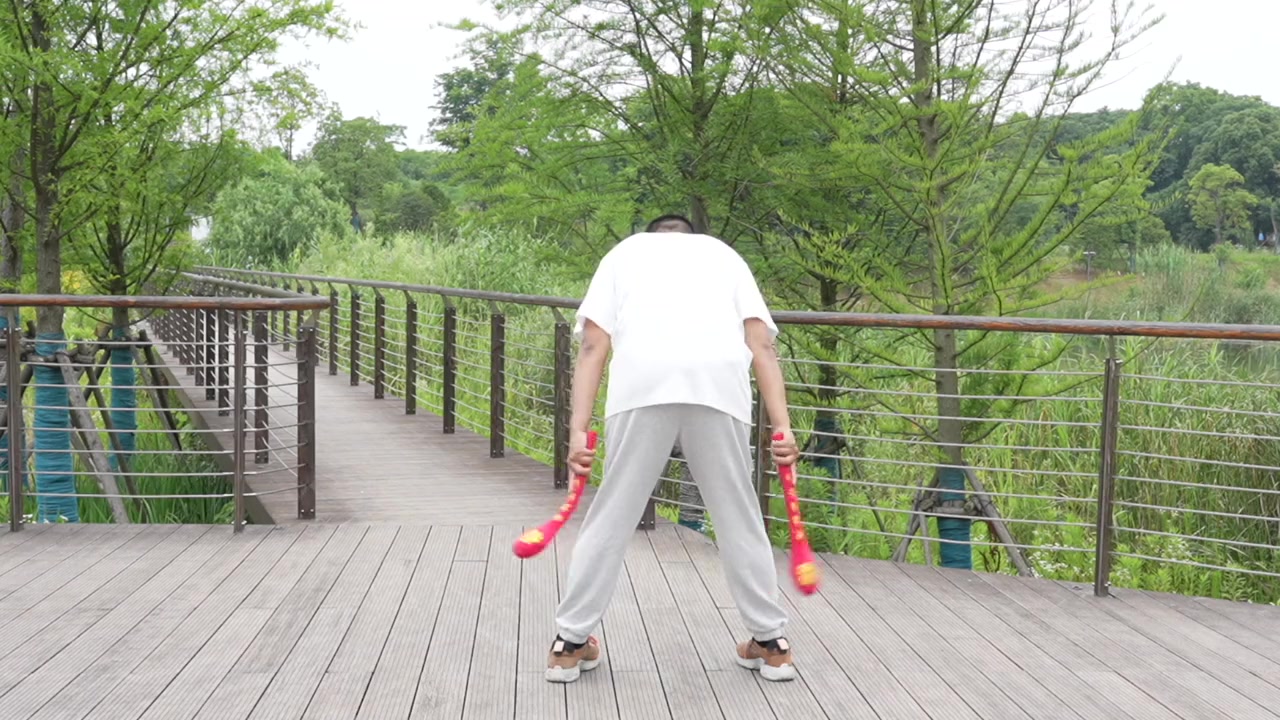 小腿被誉为“第二心脏”!翻开小腿经络,改善心脏供血,快看看