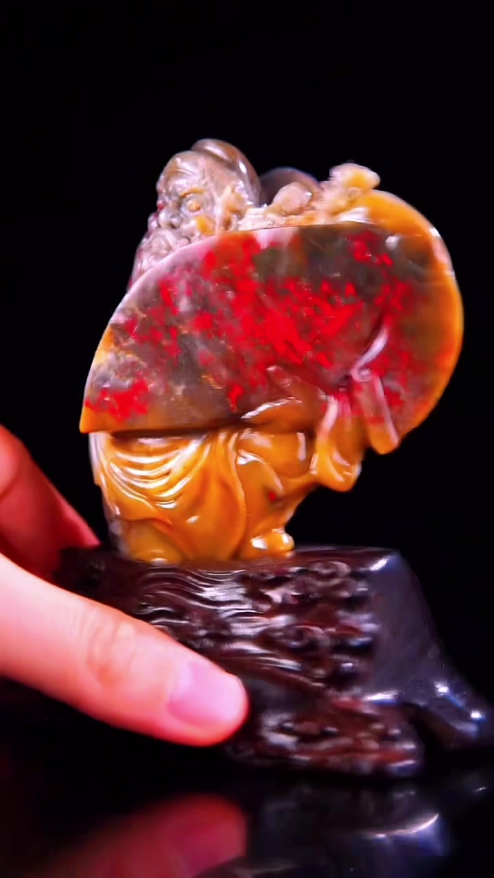 鸡血石手玩精品,
