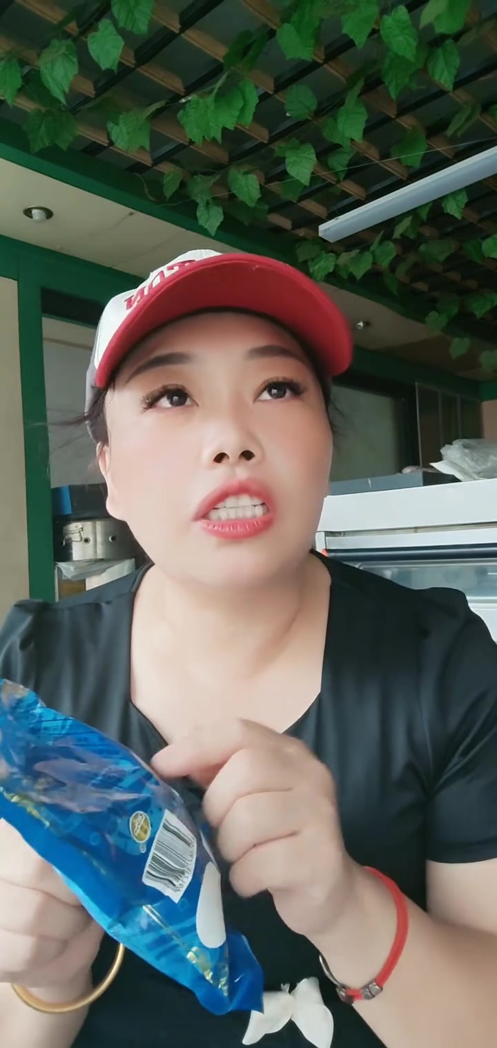 我推荐了 兰州拉面汤料两袋 送拉面剂 共三袋(总),快来看看!