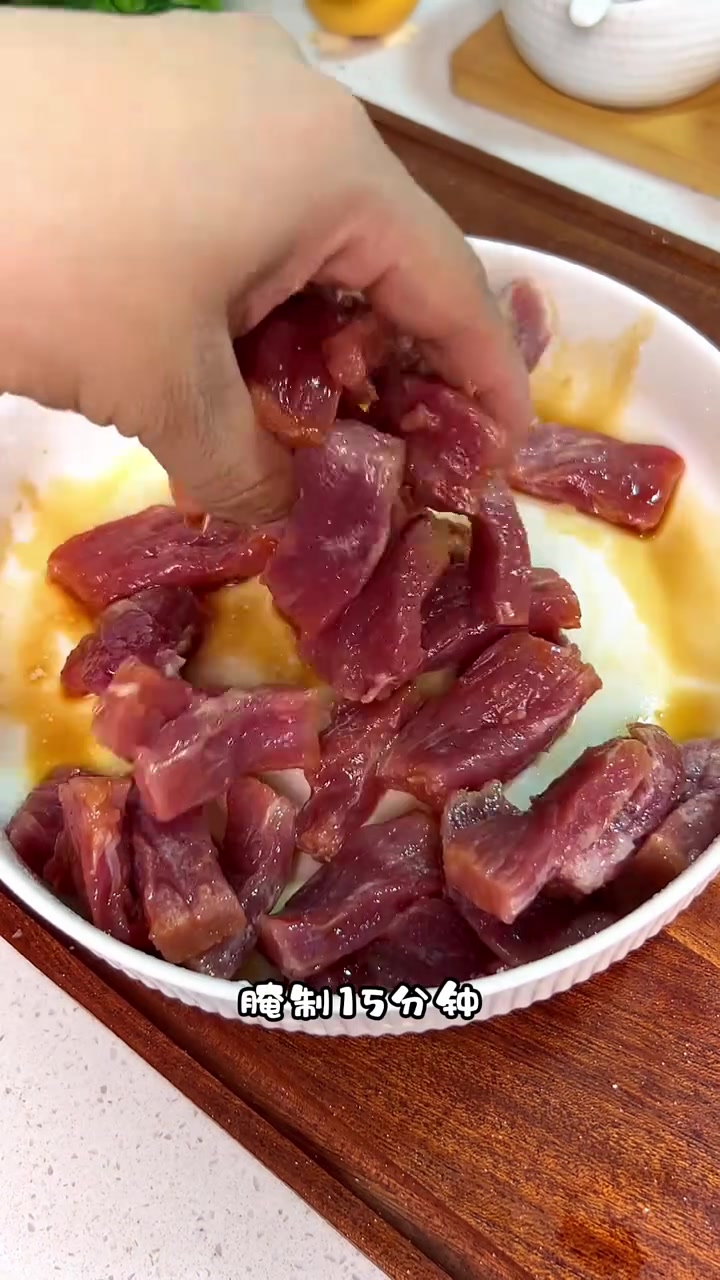 嘎嘎好吃的青椒炒牛肉,都去做!