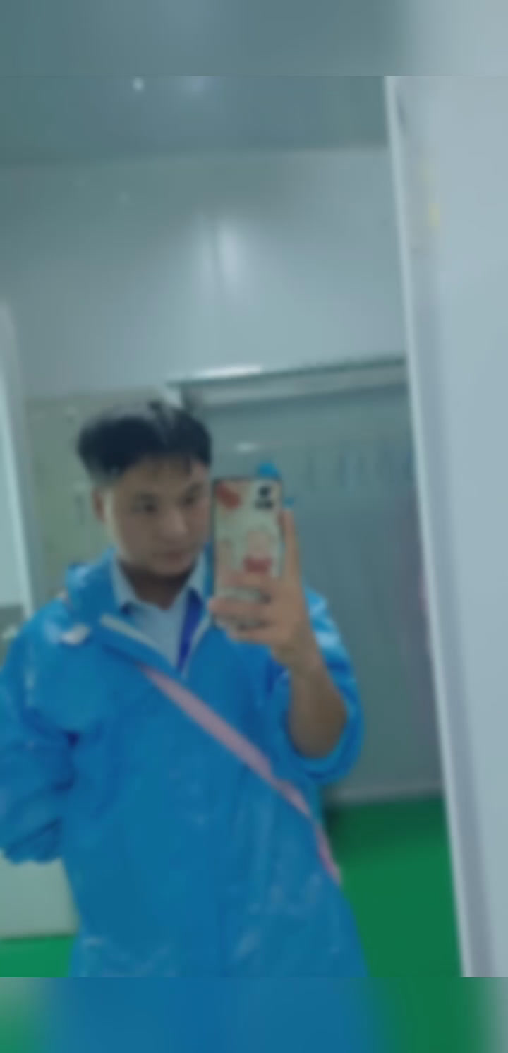 其实没有任何人能理解我现在的心情,当你非常非常的喜欢一个人,你却爱而不得,你心里会是什么样