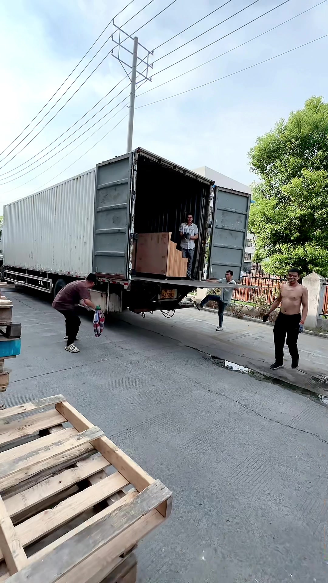 16套零食中岛柜发货淮安装车中