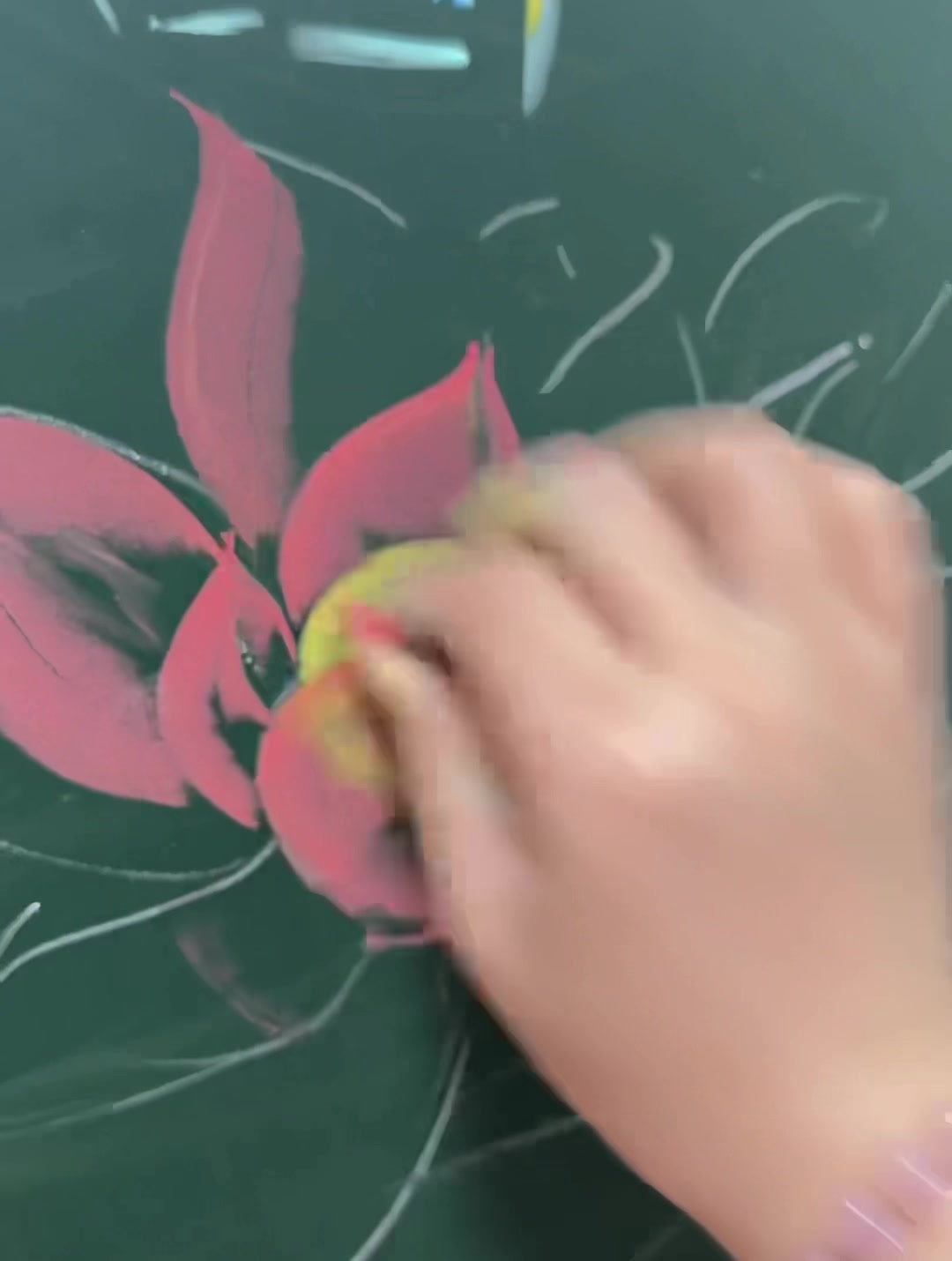 清廉正直,荷花粉笔画黑板报分享～